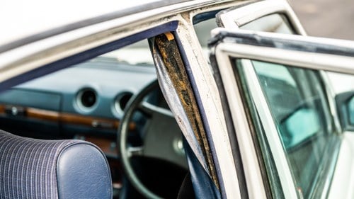 1984 Mercedes 230E For Sale (picture 25 of 199)