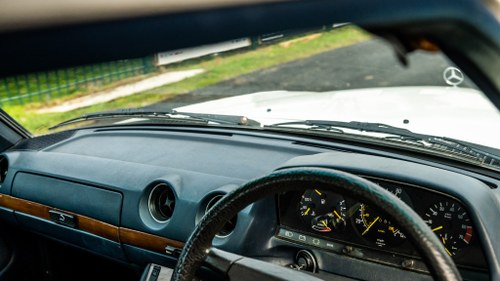 1984 Mercedes 230E For Sale (picture 37 of 199)