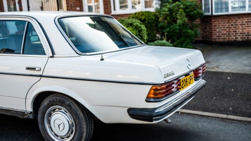 1984 Mercedes 230E For Sale (picture 128 of 199)