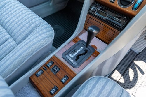 1992 Mercedes-Benz 230E In vendita (immagine 37 di 200)