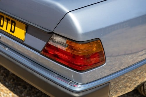 1992 Mercedes-Benz 230E In vendita (immagine 128 di 200)