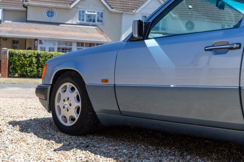 1992 Mercedes-Benz 230E In vendita (immagine 169 di 200)