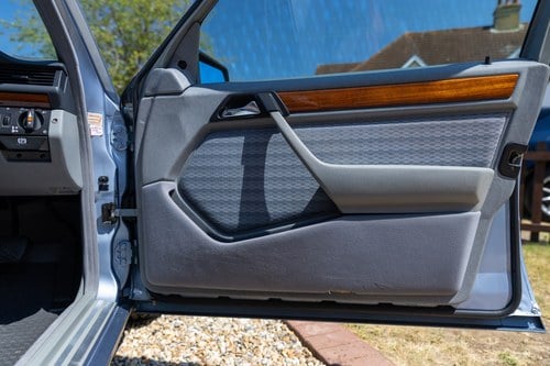 1992 Mercedes-Benz 230E In vendita (immagine 83 di 200)