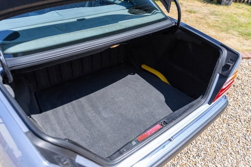 1992 Mercedes-Benz 230E In vendita (immagine 97 di 200)