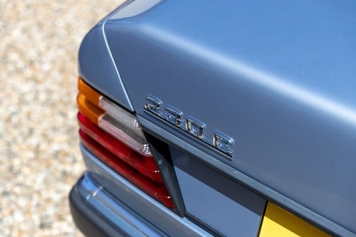 1992 Mercedes-Benz 230E In vendita (immagine 134 di 200)