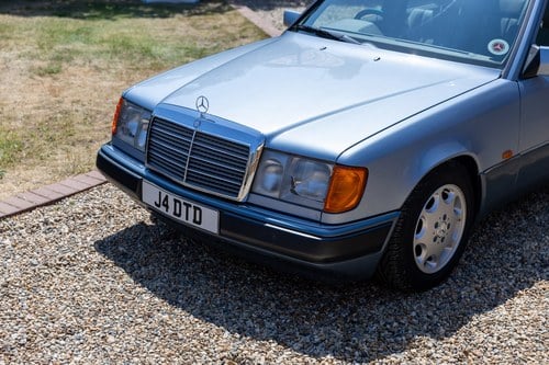 1992 Mercedes-Benz 230E In vendita (immagine 117 di 200)