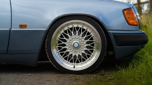 1992 Mercedes-Benz 230E (W124) In vendita (immagine 11 di 131)