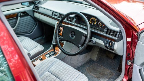 1993 Mercedes-Benz 230E For Sale (picture 14 of 226)