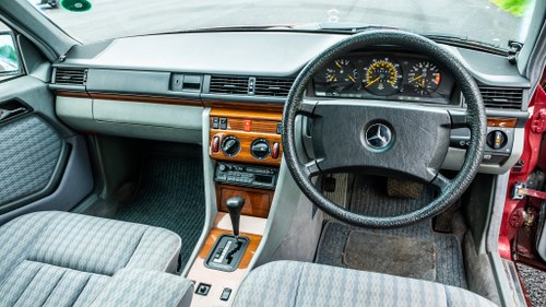 1993 Mercedes-Benz 230E For Sale (picture 19 of 226)