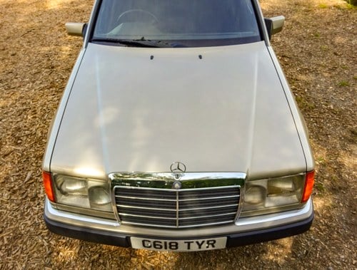 1989 Mercedes-Benz 230TE Estate (S124) zum Verkauf (Bild 103 von 146)