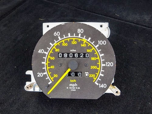 1989 Mercedes-Benz 230TE Estate (S124) zum Verkauf (Bild 122 von 146)