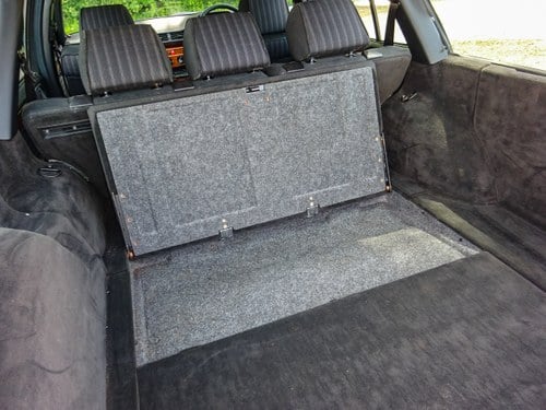 1989 Mercedes-Benz 230TE Estate (S124) zum Verkauf (Bild 57 von 146)