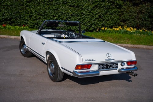 1967 Mercedes-Benz 250 SL (W113) à vendre (picture 19 of 137)