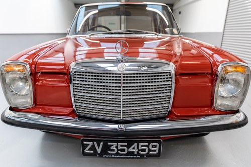 1974 Mercedes-Benz 250 (W114) Te koop (foto 39 van 146)