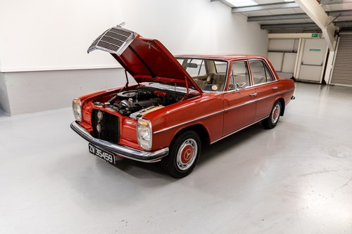 1974 Mercedes-Benz 250 (W114) Te koop (foto 66 van 146)