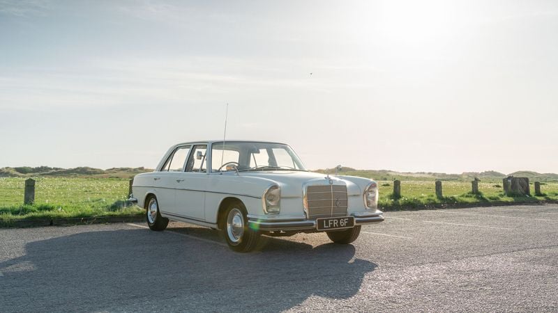 1968 Mercedes-Benz 250S (W108) In vendita (immagine 1 di 202)