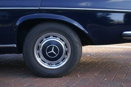 1968 Mercedes 250SE (W108) In vendita (immagine 21 di 139)