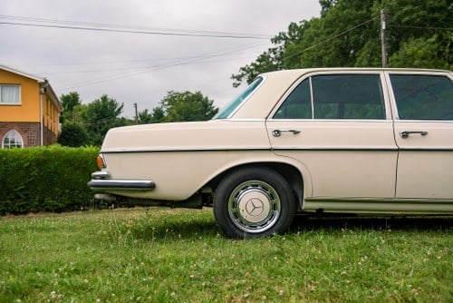 1972 Mercedes Benz 280 SE 3.5 à venda (imagem 16 de 115)