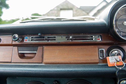 1972 Mercedes Benz 280 SE 3.5 à venda (imagem 41 de 115)