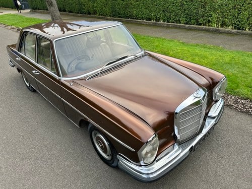 1969 Mercedes-Benz 280SE (W108) For Sale (picture 9 of 197)