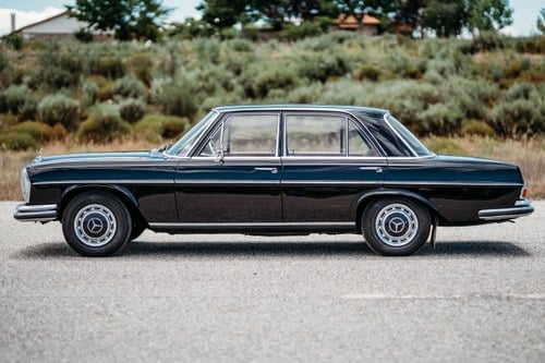 1970 Mercedes-Benz 280 SE (W108) LHD zum Verkauf (Bild 3 von 112)