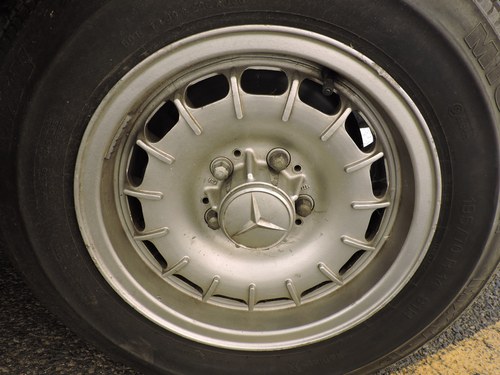 1973 Mercedes-Benz 280 SE (W116) In vendita (immagine 49 di 113)