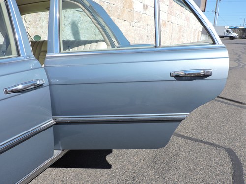 1973 Mercedes-Benz 280 SE (W116) In vendita (immagine 55 di 113)