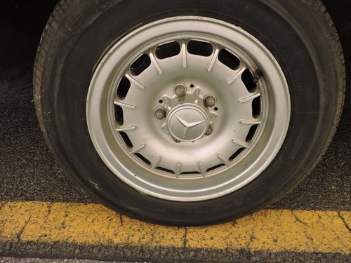 1973 Mercedes-Benz 280 SE (W116) In vendita (immagine 48 di 113)