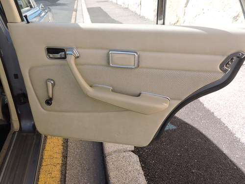 1973 Mercedes-Benz 280 SE (W116) In vendita (immagine 24 di 113)