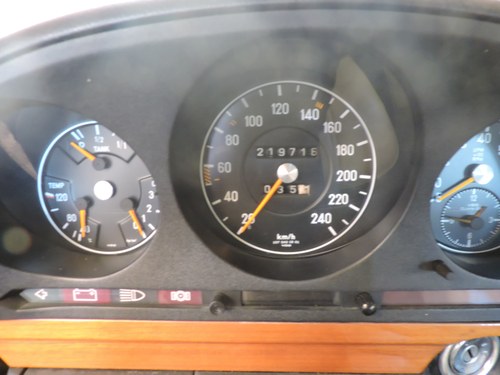 1973 Mercedes-Benz 280 SE (W116) In vendita (immagine 41 di 113)