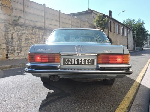 1973 Mercedes-Benz 280 SE (W116) In vendita (immagine 13 di 113)