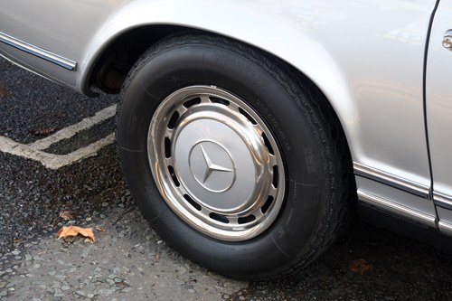 1970 Mercedes-Benz 280SL Pagoda Te koop (foto 120 van 204)