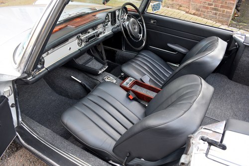 1970 Mercedes-Benz 280SL Pagoda Te koop (foto 58 van 204)