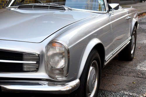1970 Mercedes-Benz 280SL Pagoda In vendita (immagine 43 di 194)