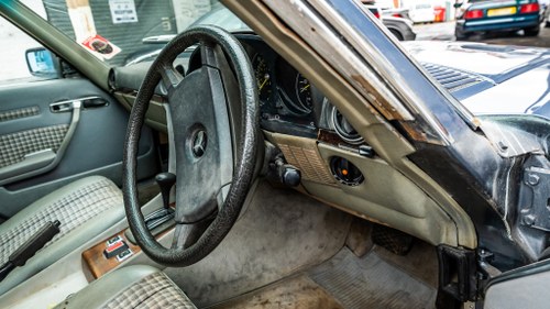 1981 Mercedes-Benz 280 SL - 13160960089 For Sale (picture 20 of 203)