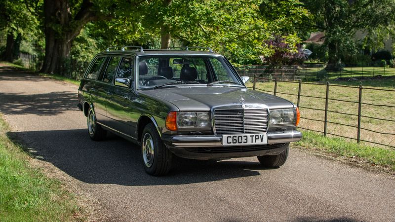 1985 Mercedes-Benz 280 TE In vendita (immagine 1 di 258)