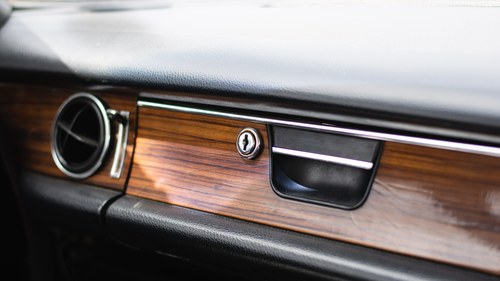 1974 Mercedes-Benz 280S à vendre (picture 25 of 200)