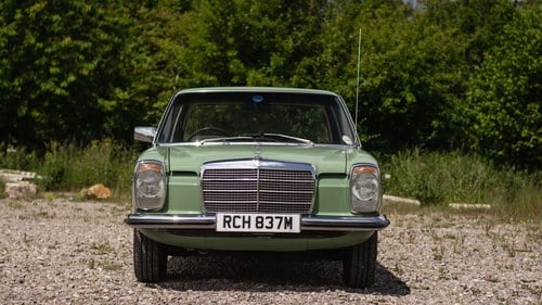 1974 Mercedes-Benz 280S à vendre (picture 2 of 200)
