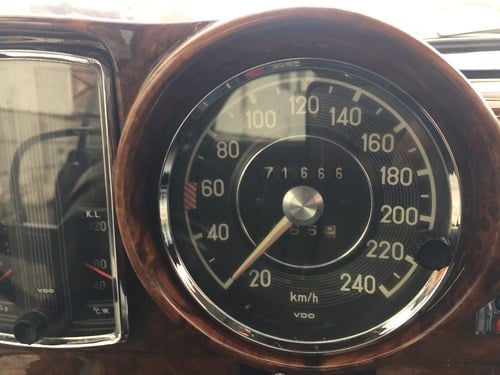 1970 Mercedes-Benz 280 SE 3.5 ‘Flachkühler’ (W111) For Sale (picture 19 of 149)