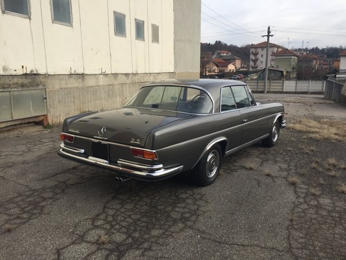 1970 Mercedes-Benz 280 SE 3.5 ‘Flachkühler’ (W111) For Sale (picture 8 of 149)