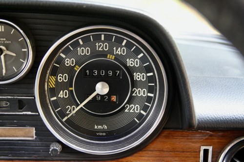 1976 Mercedes-Benz 280 (W114) à vendre (picture 51 of 119)