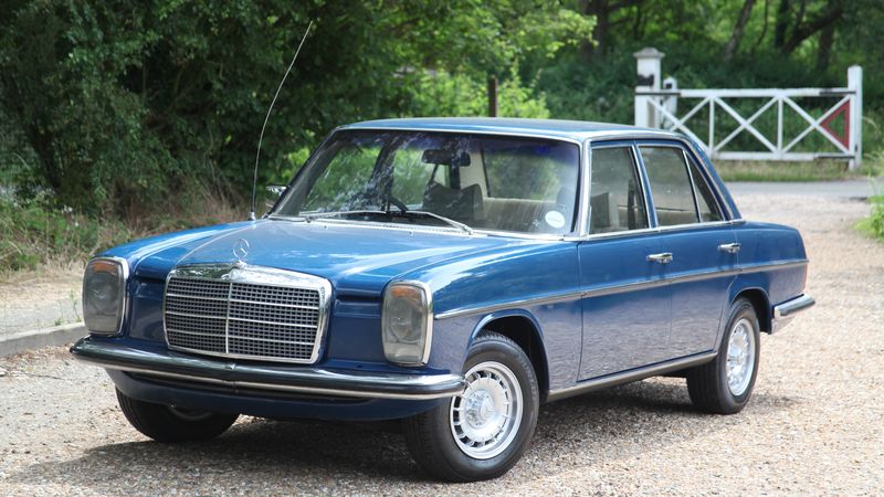 1976 Mercedes-Benz 280 (W114) For Sale (picture 1 of 123)
