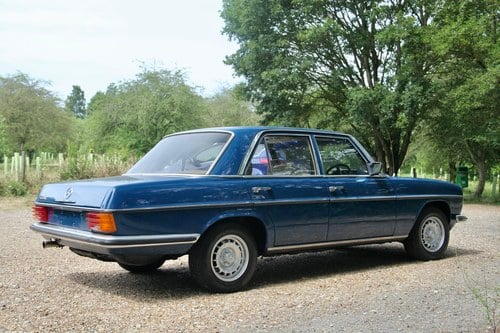 1976 Mercedes-Benz 280 (W114) à vendre (picture 26 of 119)