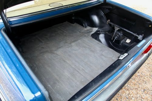 1976 Mercedes-Benz 280 (W114) à vendre (picture 77 of 119)