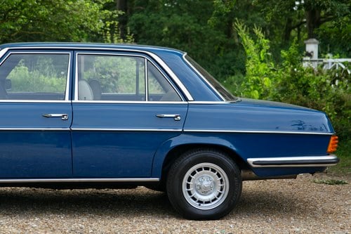 1976 Mercedes-Benz 280 (W114) à vendre (picture 84 of 119)