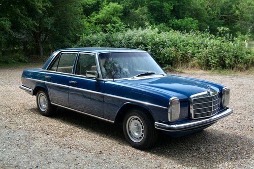1976 Mercedes-Benz 280 (W114) à vendre (picture 18 of 119)