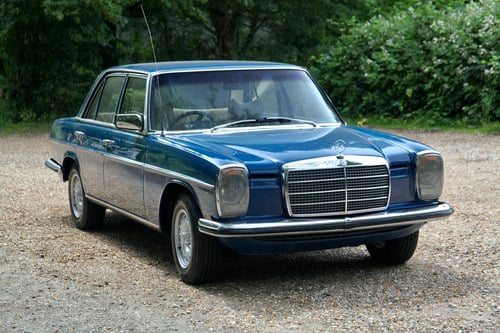 1976 Mercedes-Benz 280 (W114) à vendre (picture 8 of 119)