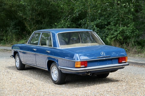 1976 Mercedes-Benz 280 (W114) à vendre (picture 11 of 119)