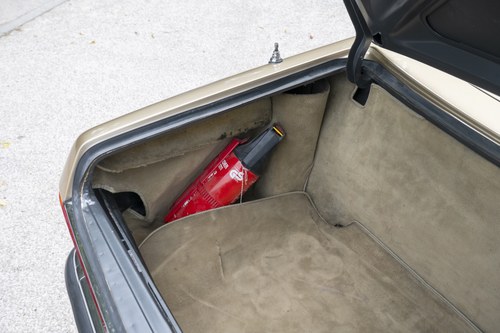 1984 Mercedes 280SL R107 zum Verkauf (Bild 164 von 252)