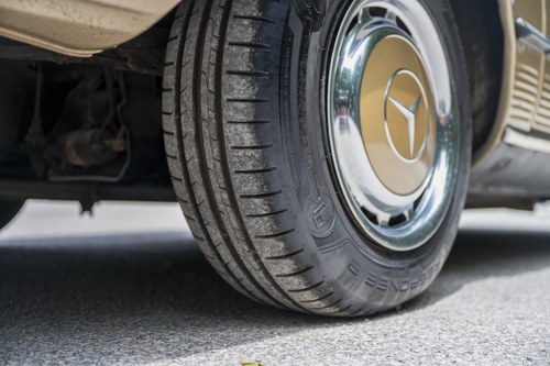 1984 Mercedes 280SL R107 zum Verkauf (Bild 104 von 252)